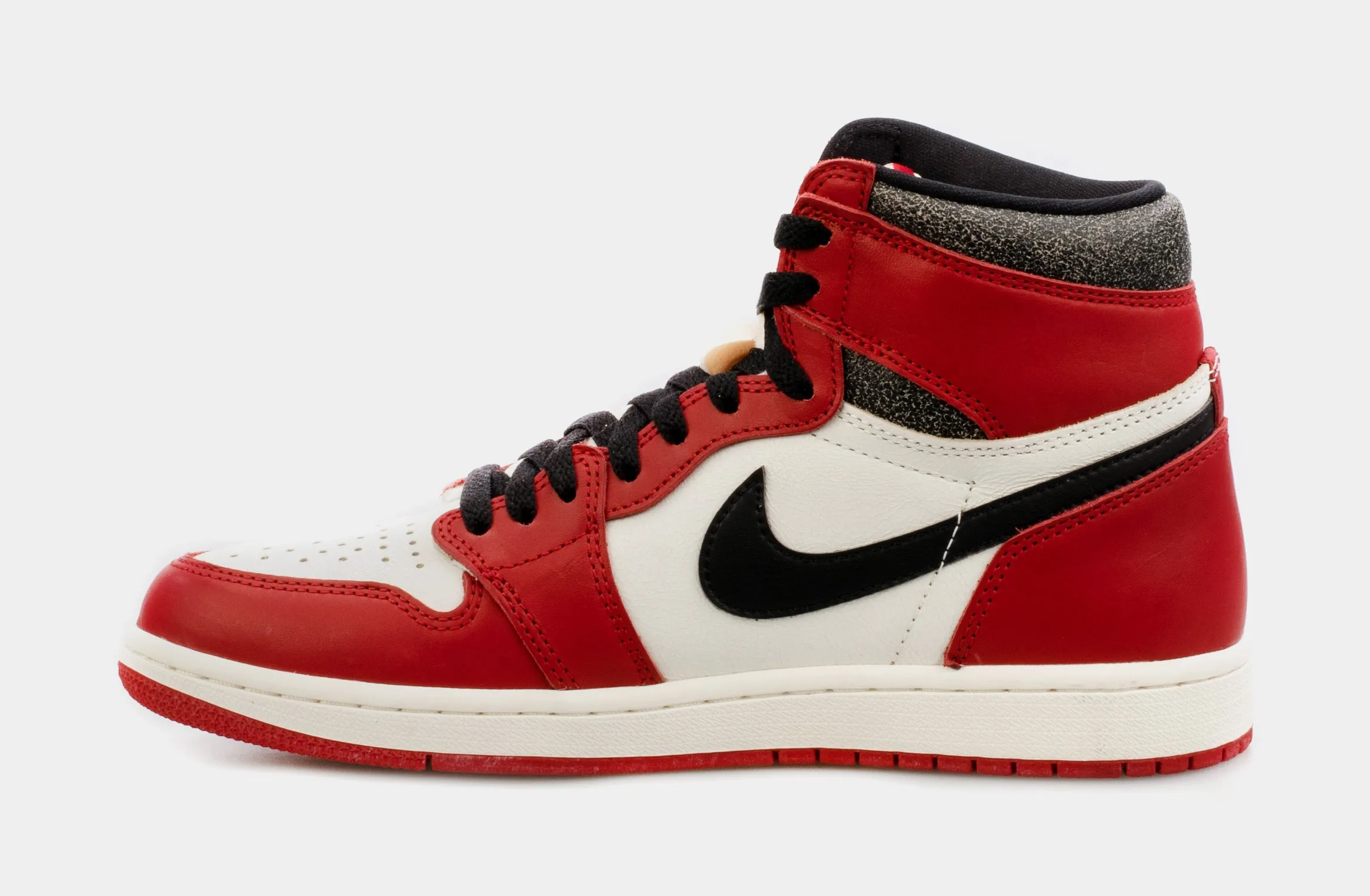 Air Jordan 1 Retro High Chicago Lost & Found Mens Lifestyle Shoes (Black/Red) Limit One Per Customer