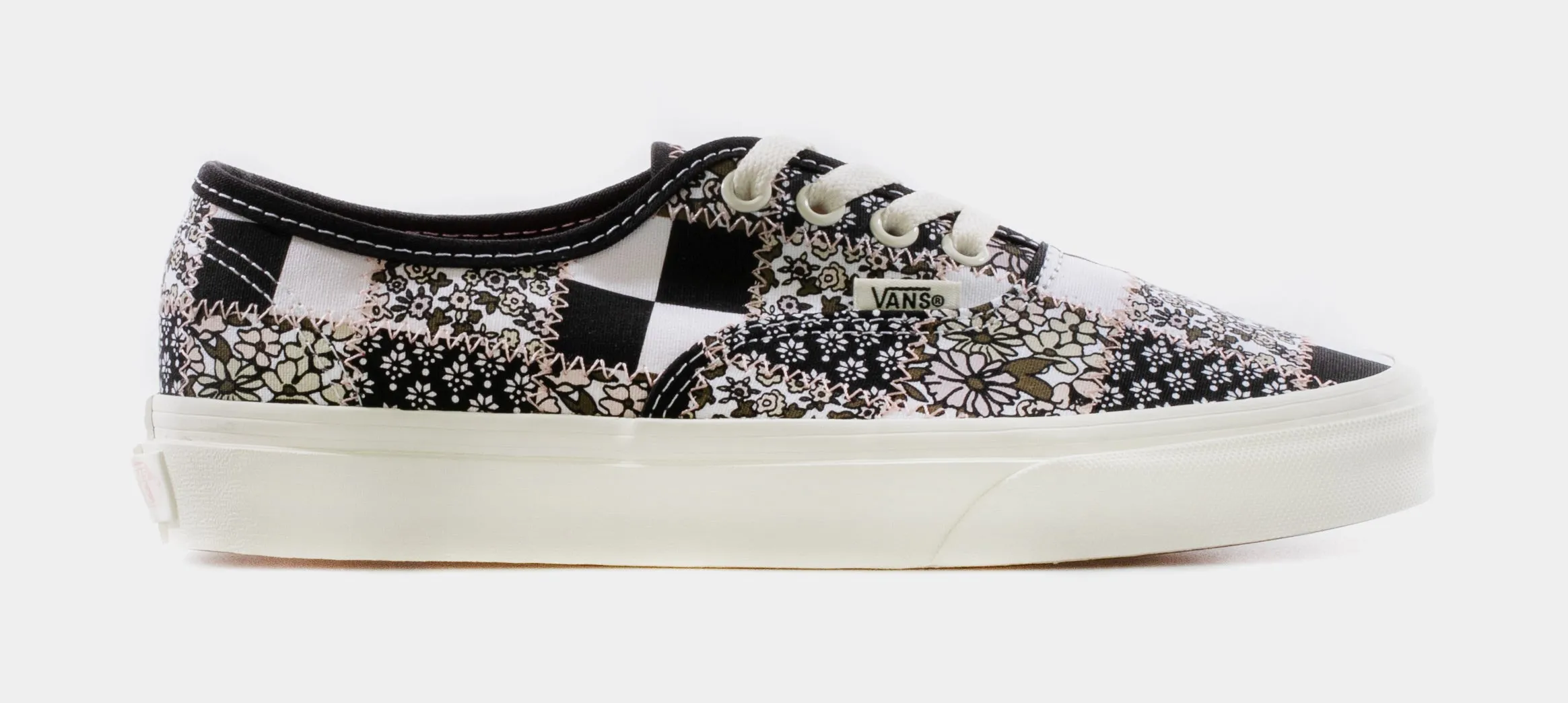 Authentic Patchwork Floral Womens Skate Shoe (Black/White)