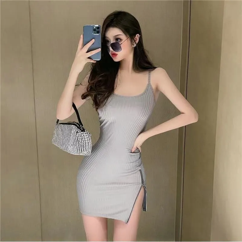 French Style Split Slim-Fit Hip-Hugging Zipper Slimming Solid Anti-Aging Dress