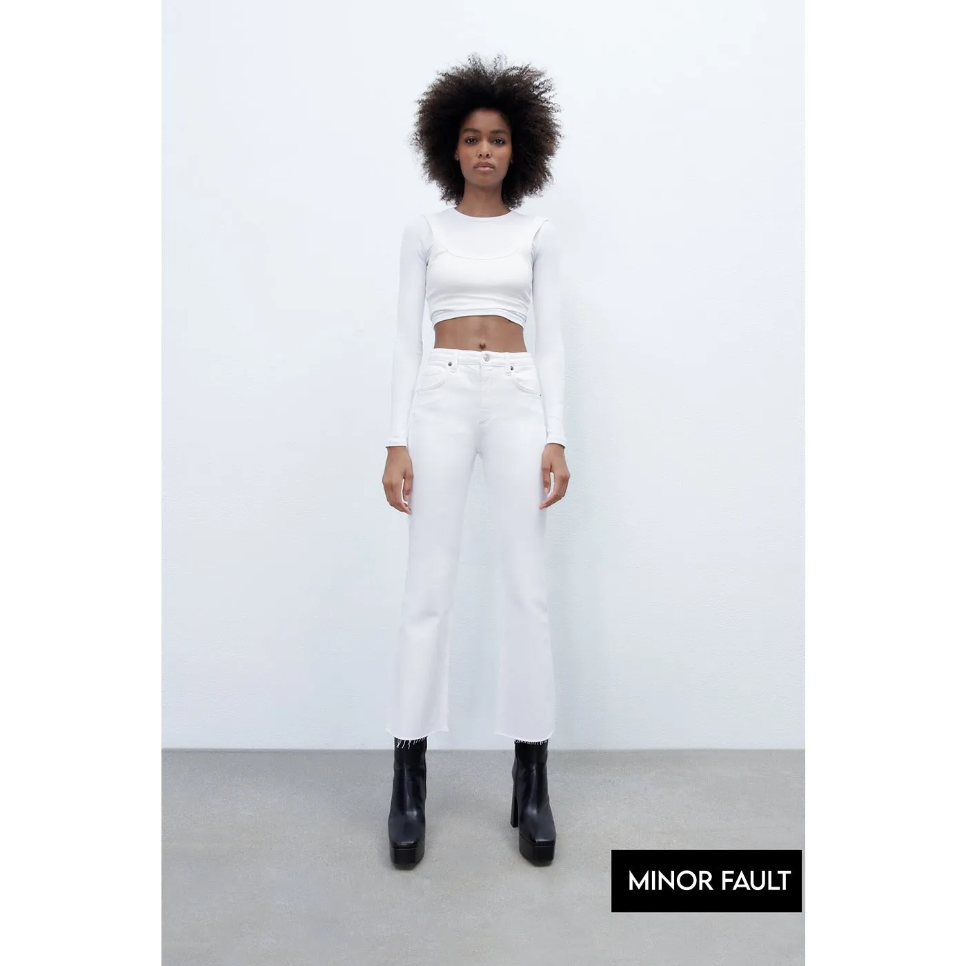 (Minor Fault) White Crop Flare Jeans