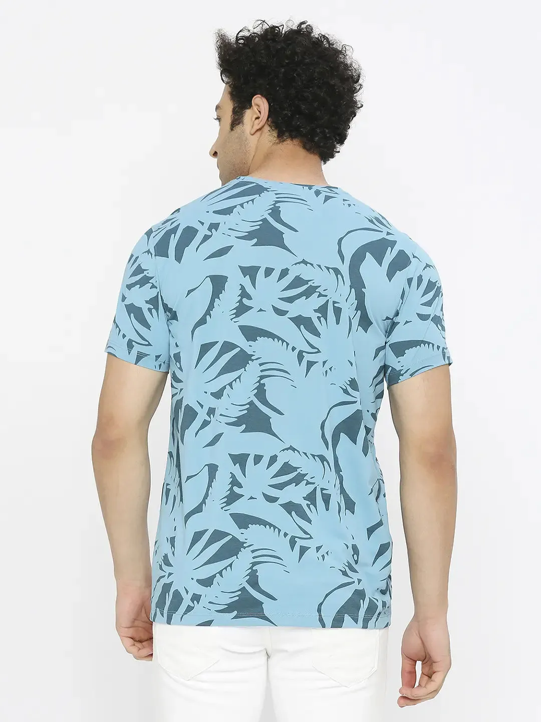 Spykar Men Haze Blue Blended Regular Fit Half Sleeve Floral Print Round Neck Tshirt