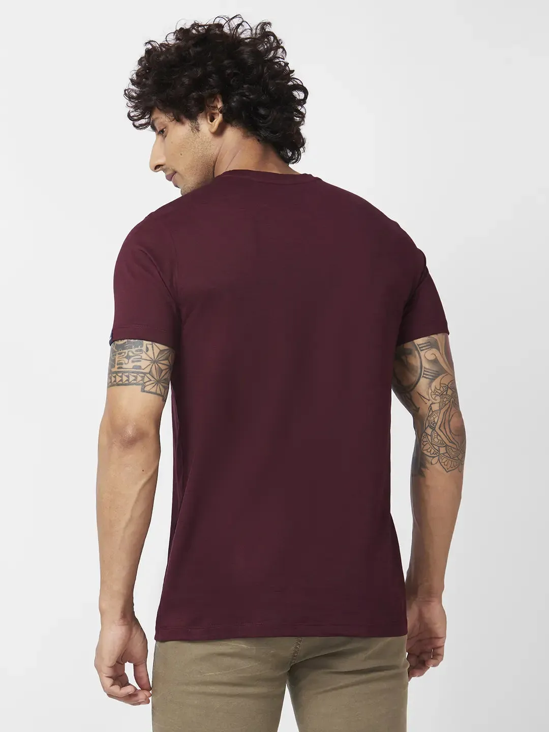 Spykar Men Wine Red Blended Slim Fit Half Sleeve Round Neck Printed Tshirt