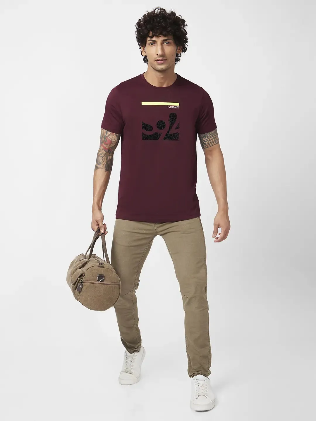 Spykar Men Wine Red Blended Slim Fit Half Sleeve Round Neck Printed Tshirt